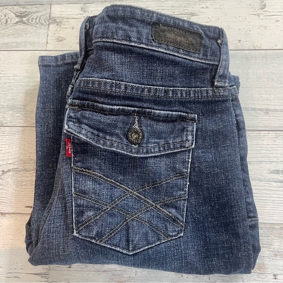 Levi’s 545 Low Bootcut  Button Flap Pockets Jeans 8 - Picture 8 of 8